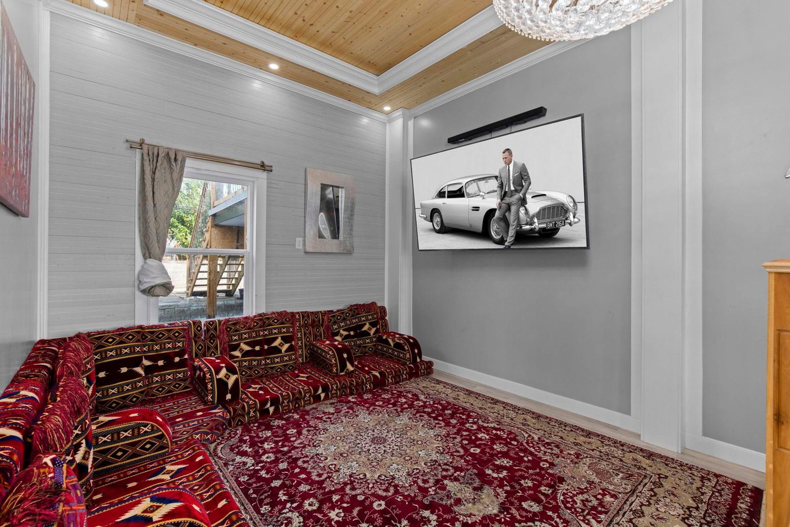 Listing Image 11