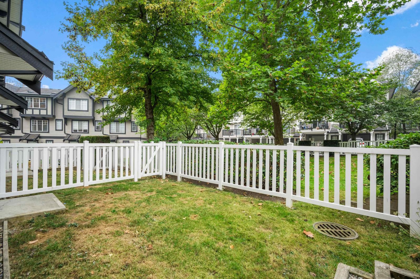 Listing Image 27