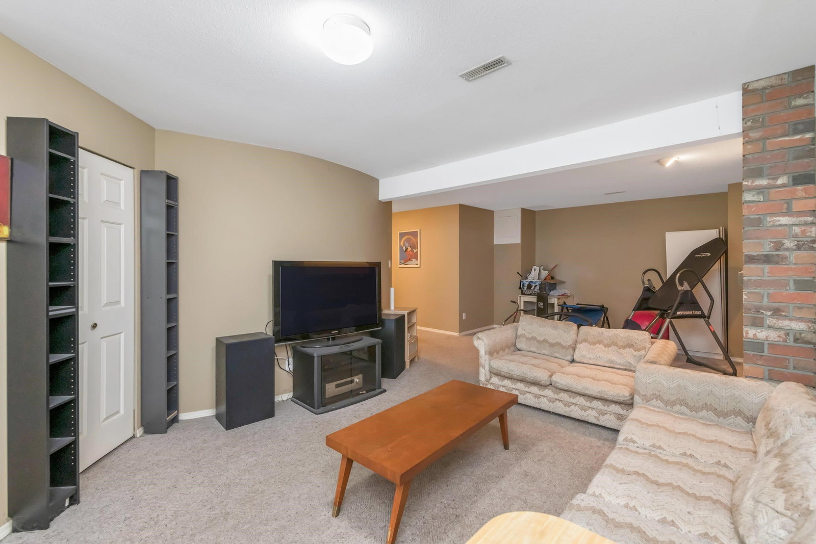 Listing Image 32