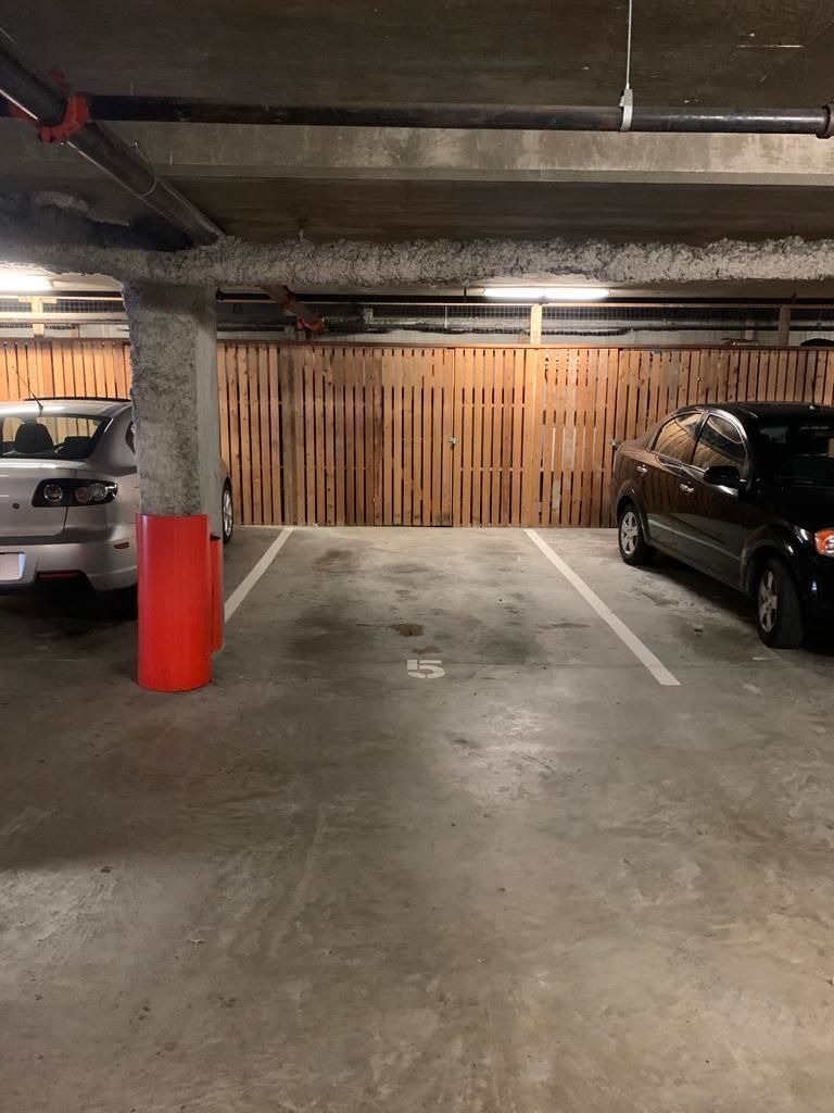 Listing Image 18