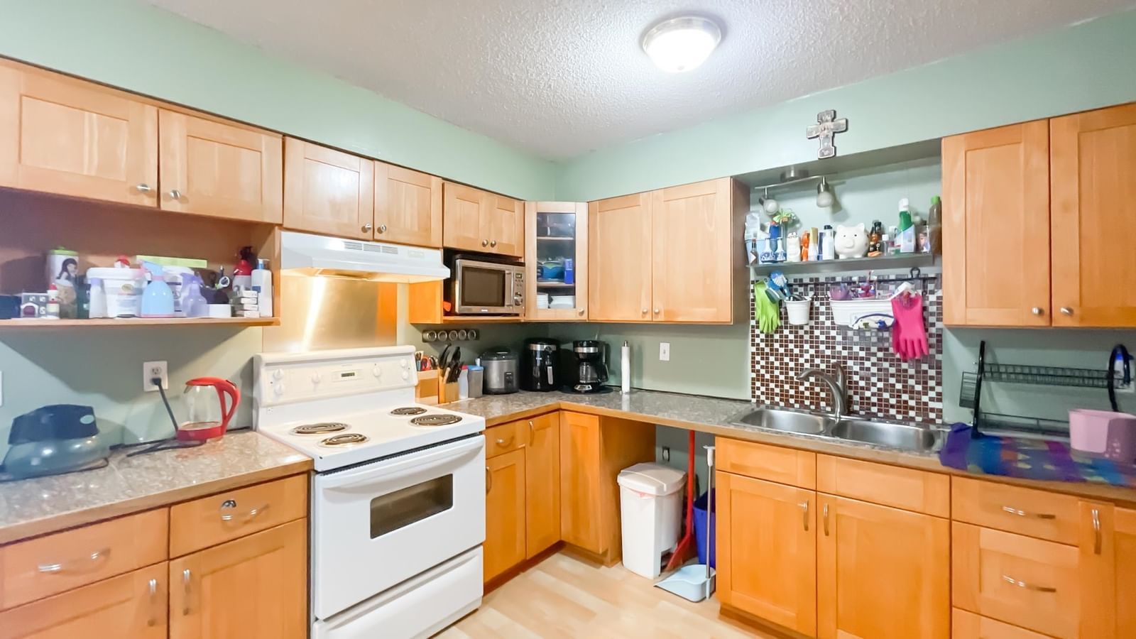 Listing Image 13