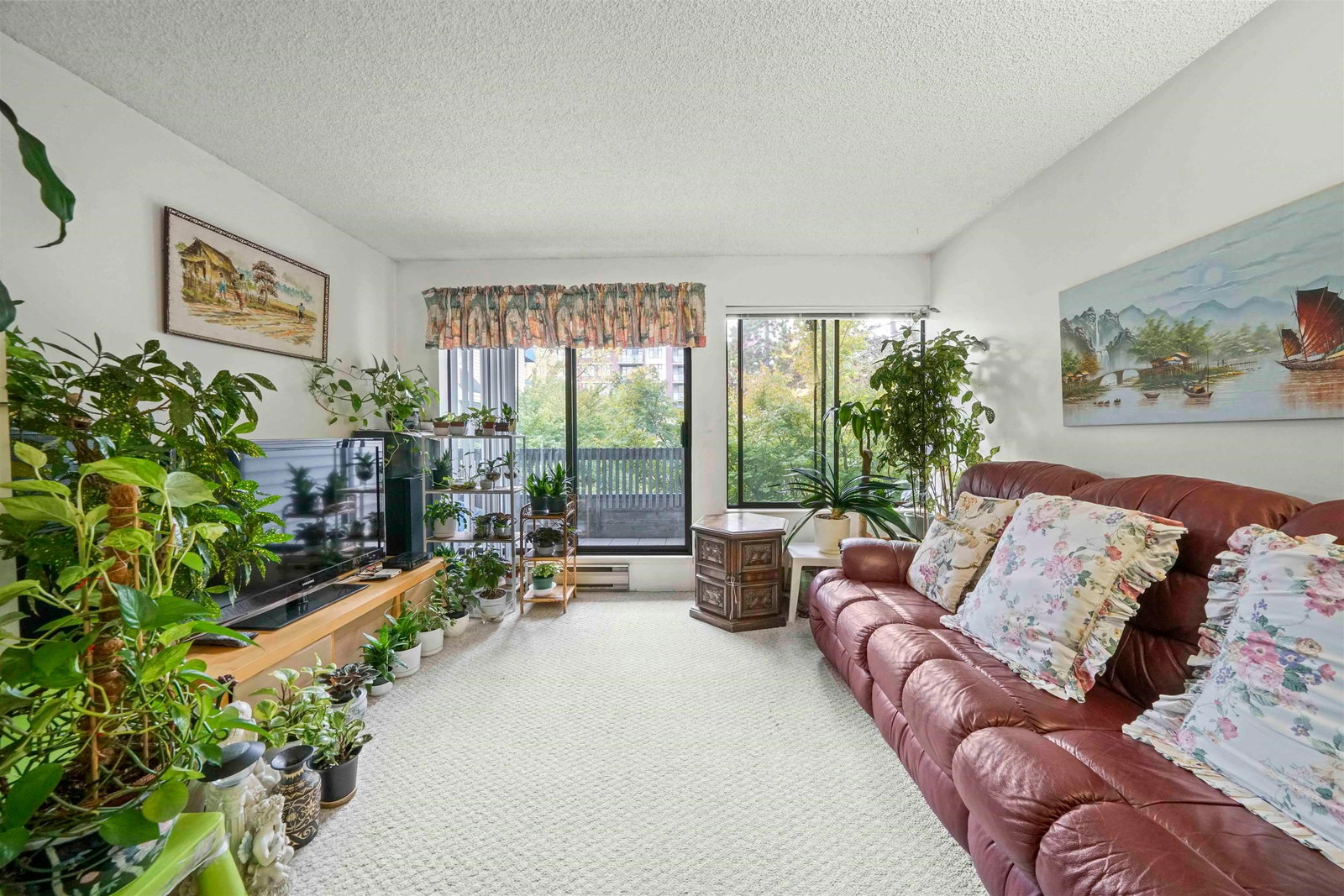 Listing Image 17