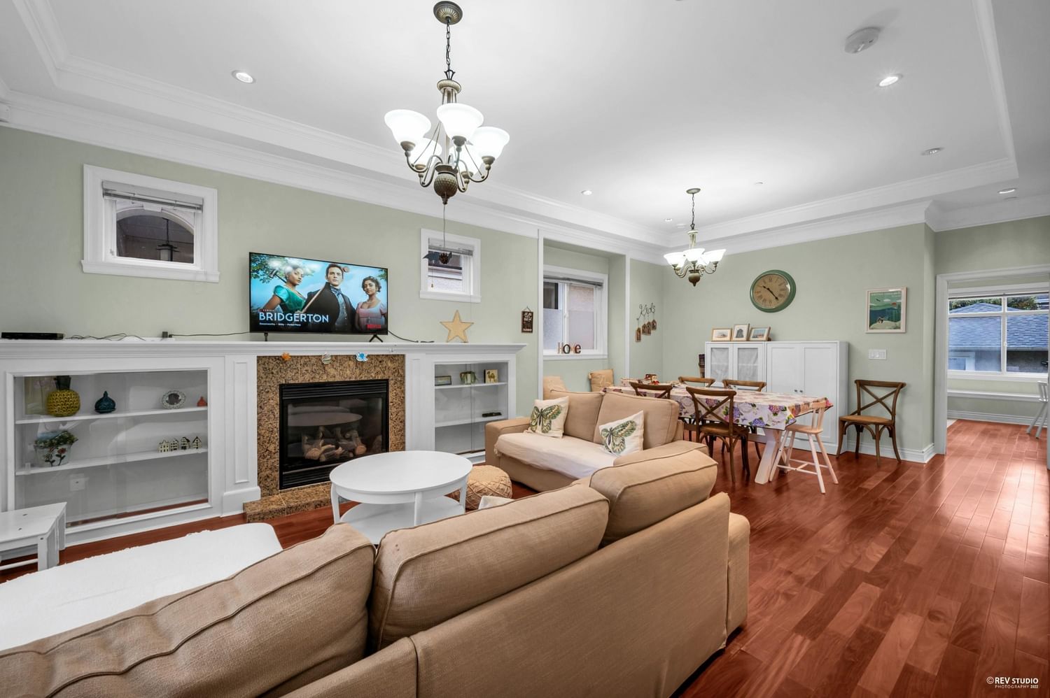 Listing Image 11