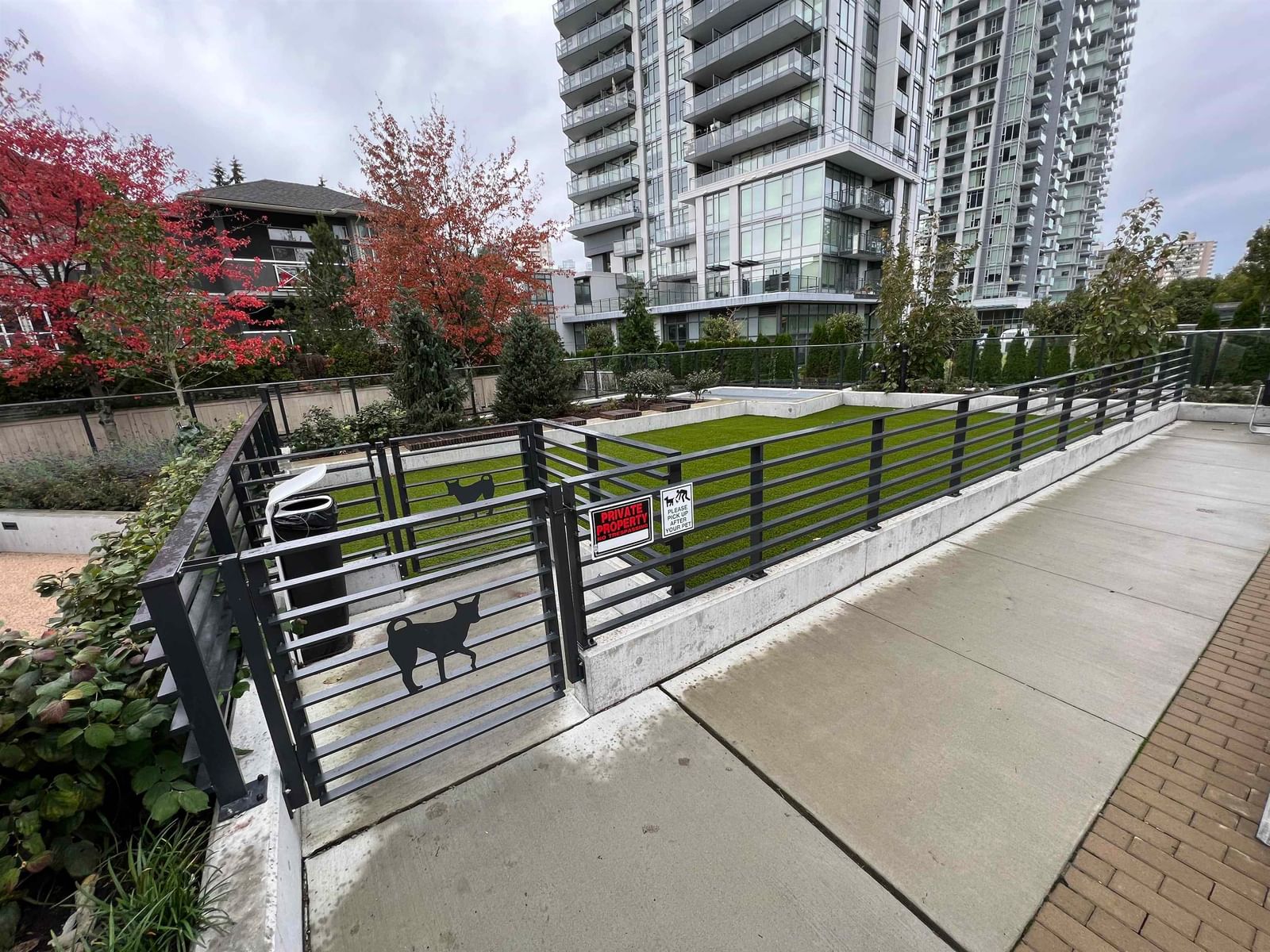 Listing Image 14
