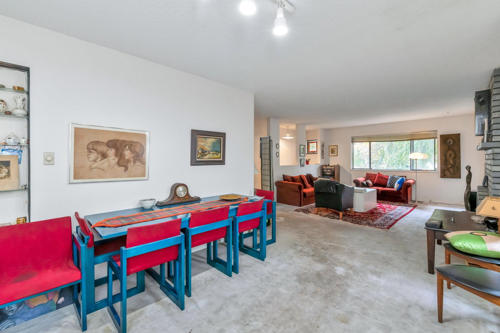 Listing Image 9