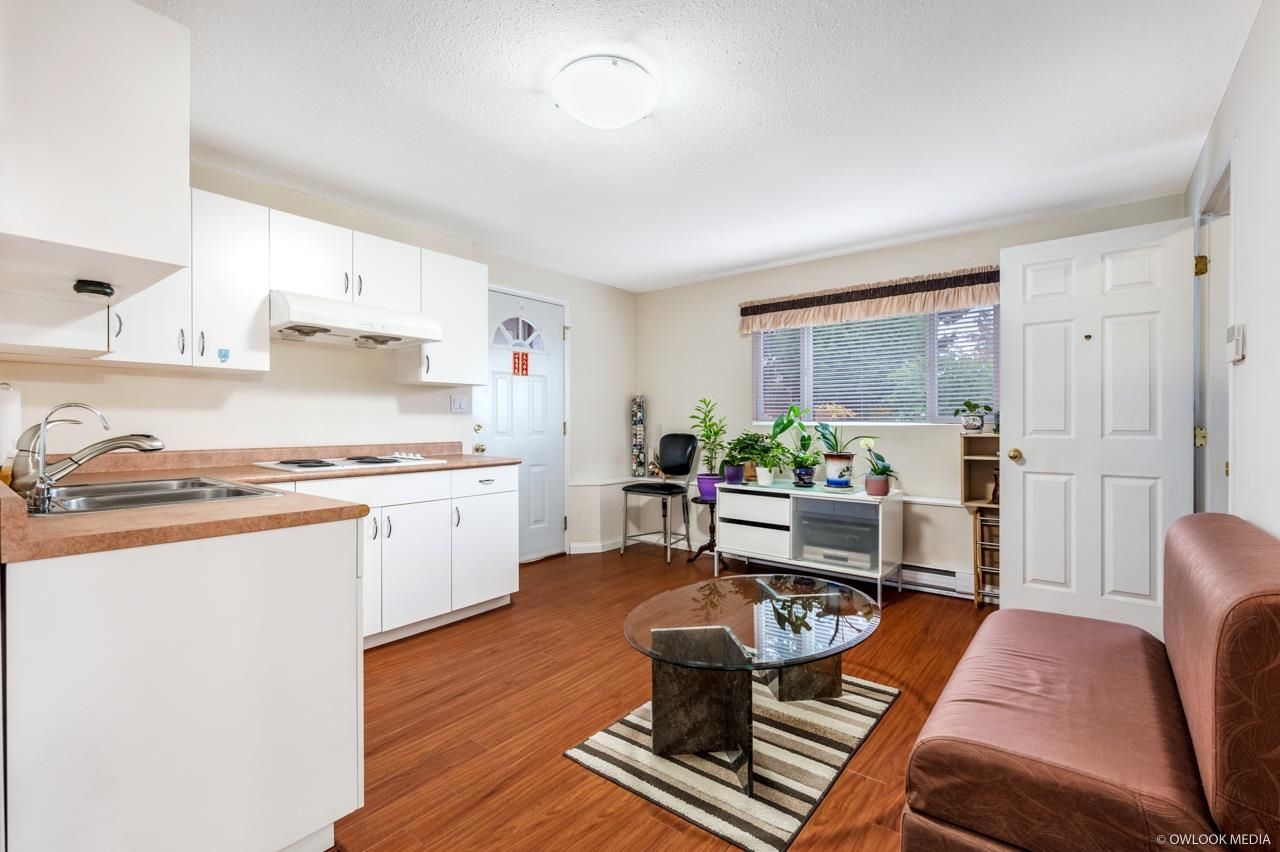 Listing Image 13