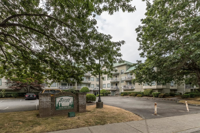 317 - 19236 Ford Road, Pitt Meadows, V3Y 2K1 | Image 2