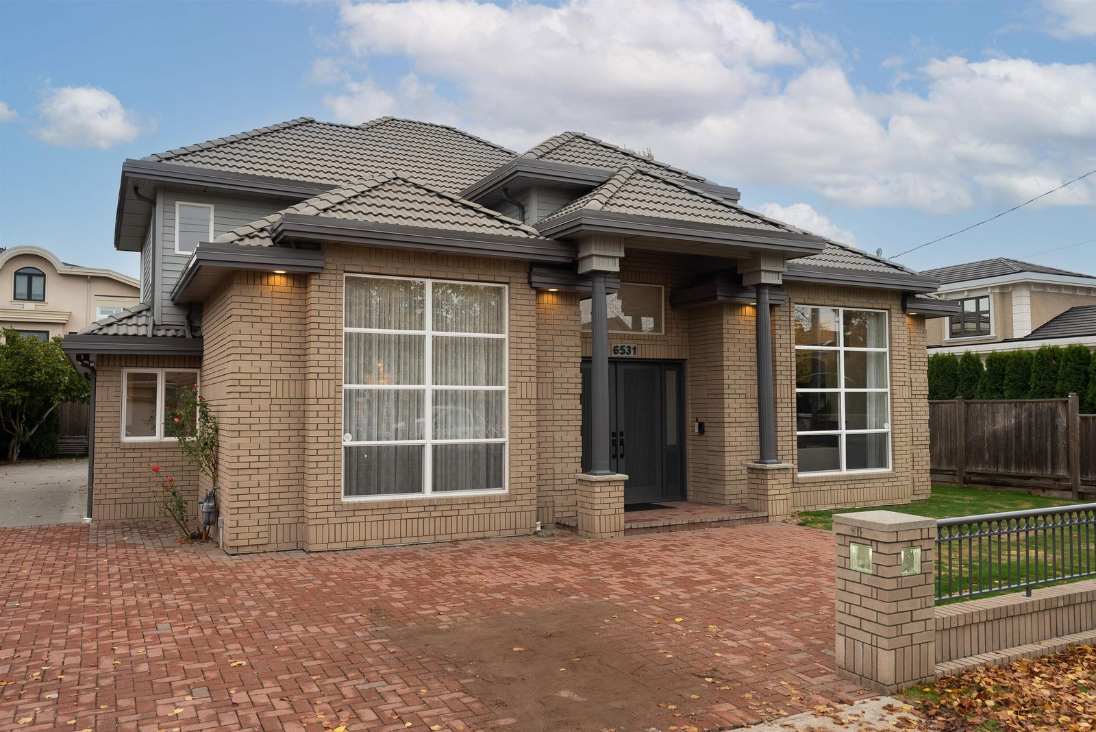 Listing Image 1