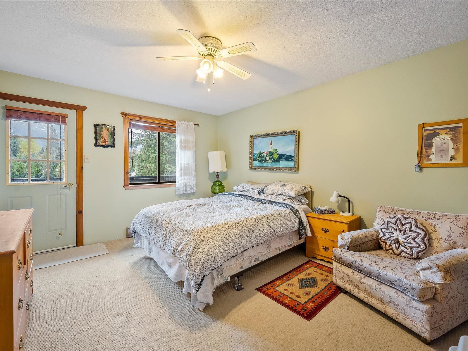 Listing Image 10