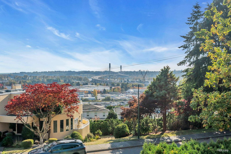 2233 Monashee Court, Coquitlam, V3K 6P7 | Image 2