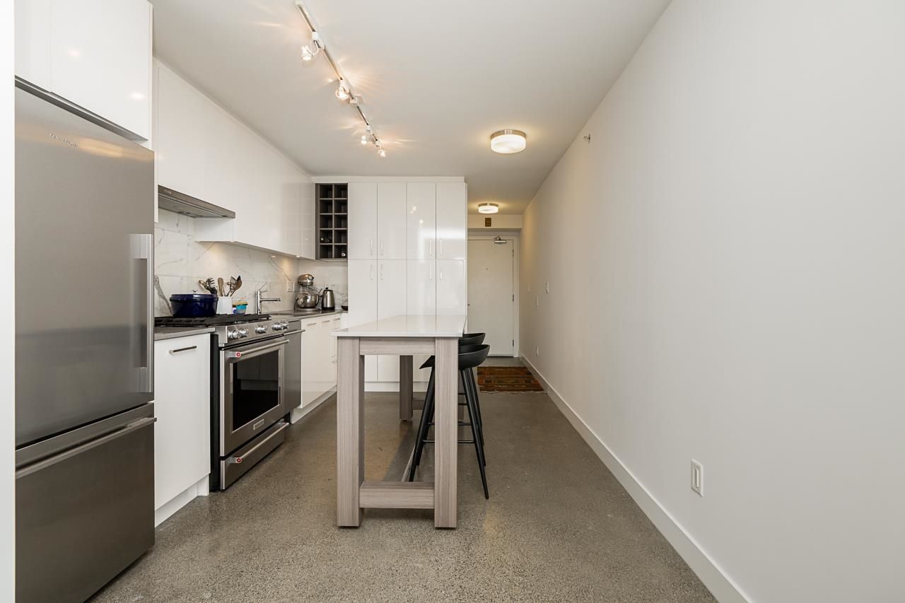 Listing photo 4