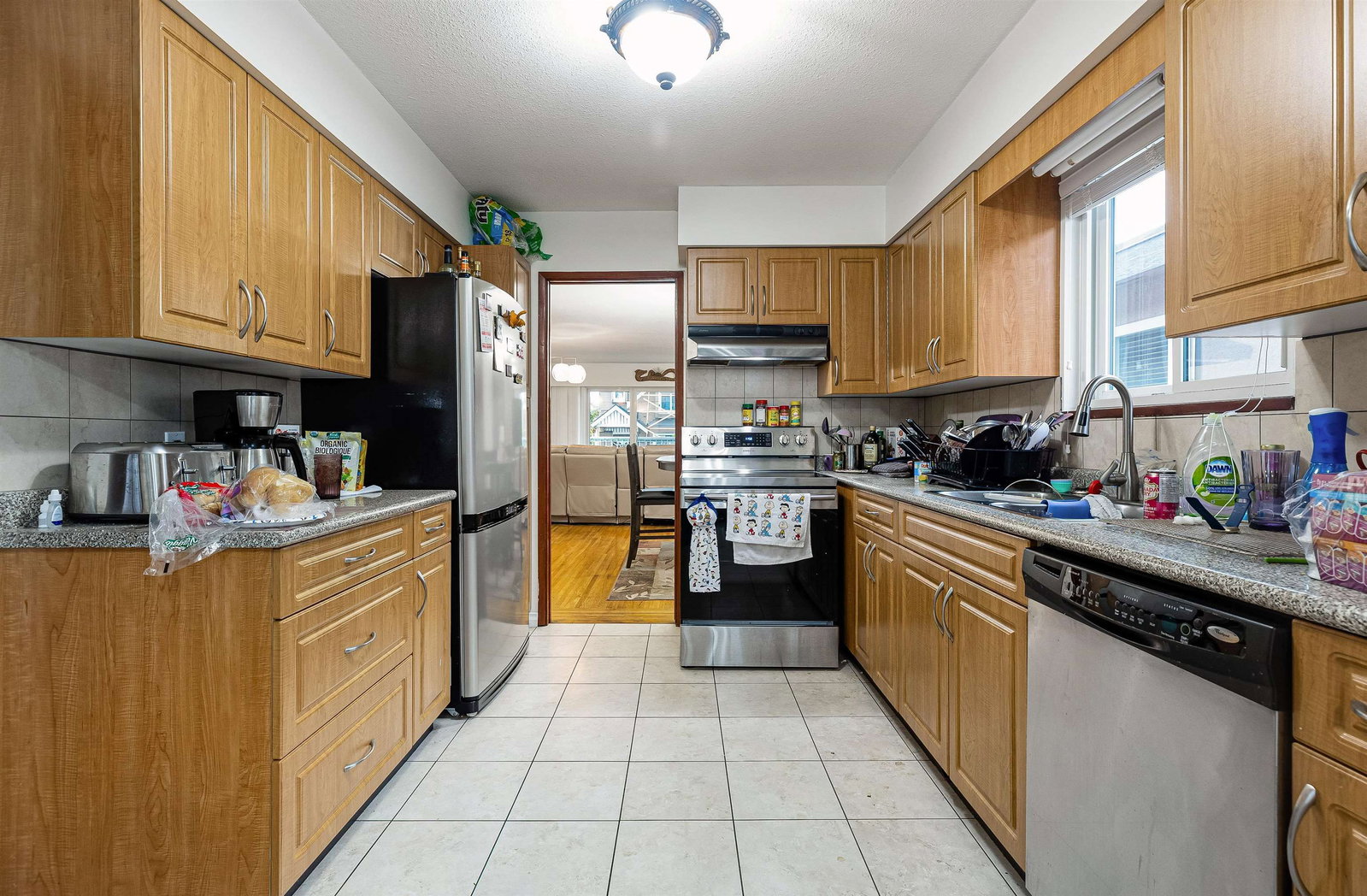 Listing Image 8