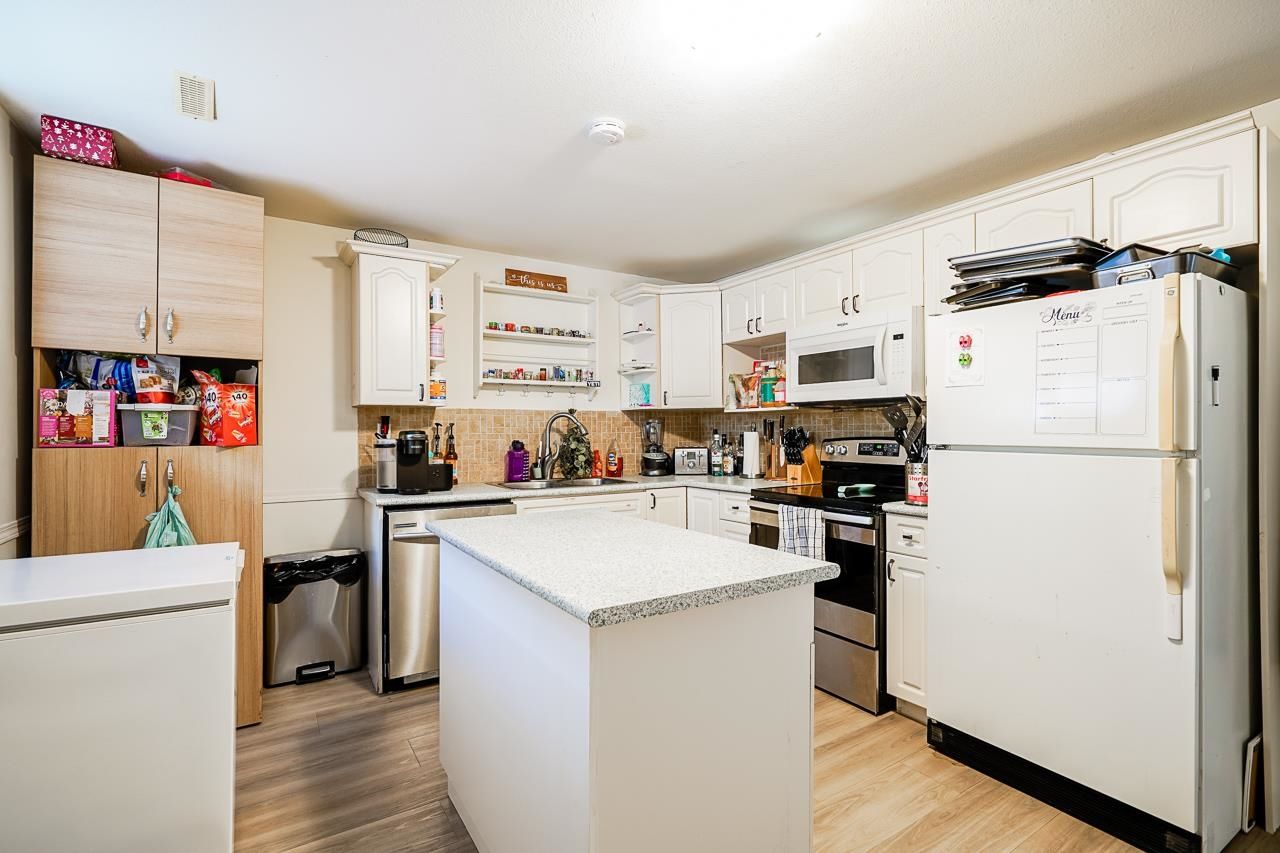 Listing Image 21