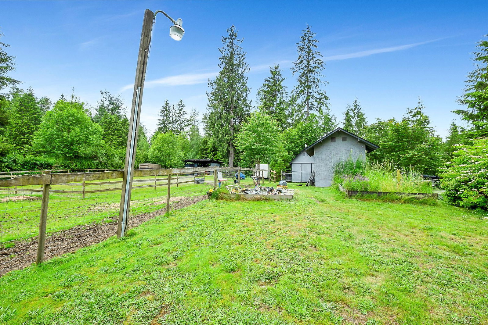 Listing Image 30