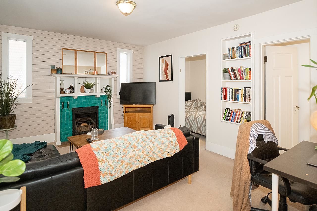 Listing Image 10