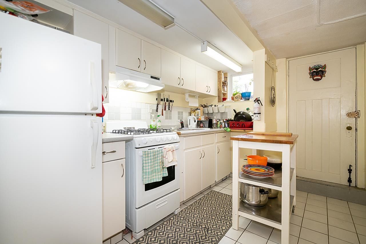 Listing Image 17