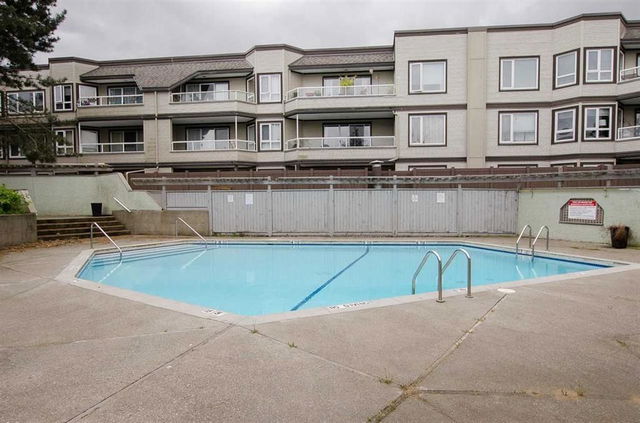 3 - 1850 Southmere Crescent