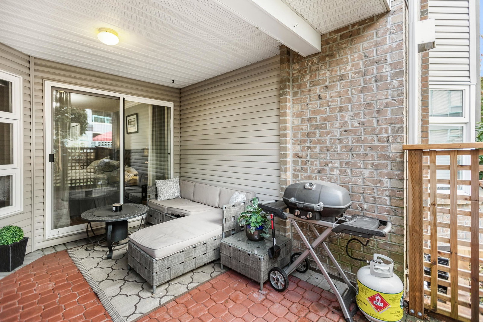 Listing Image 22