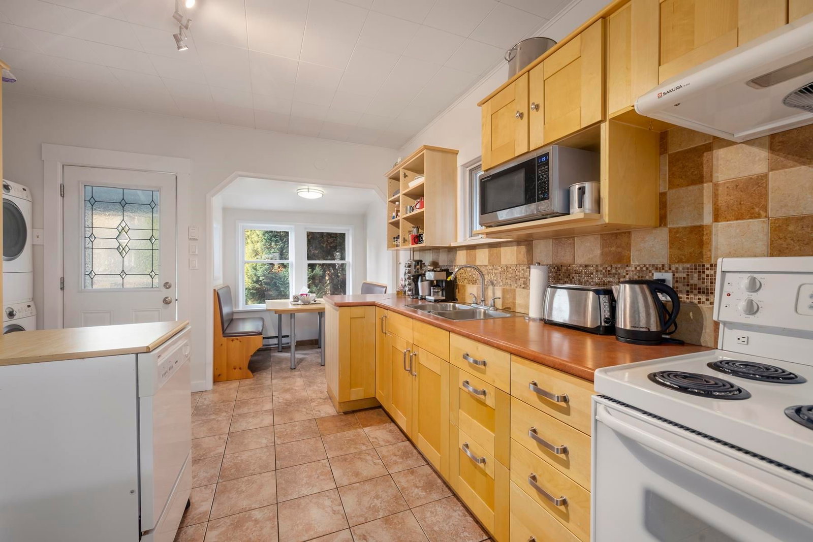 Listing Image 16