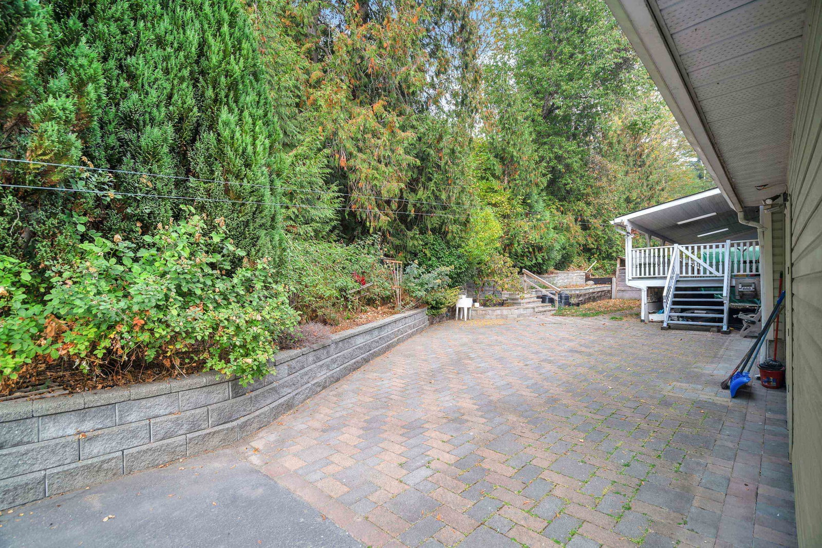 Listing Image 40
