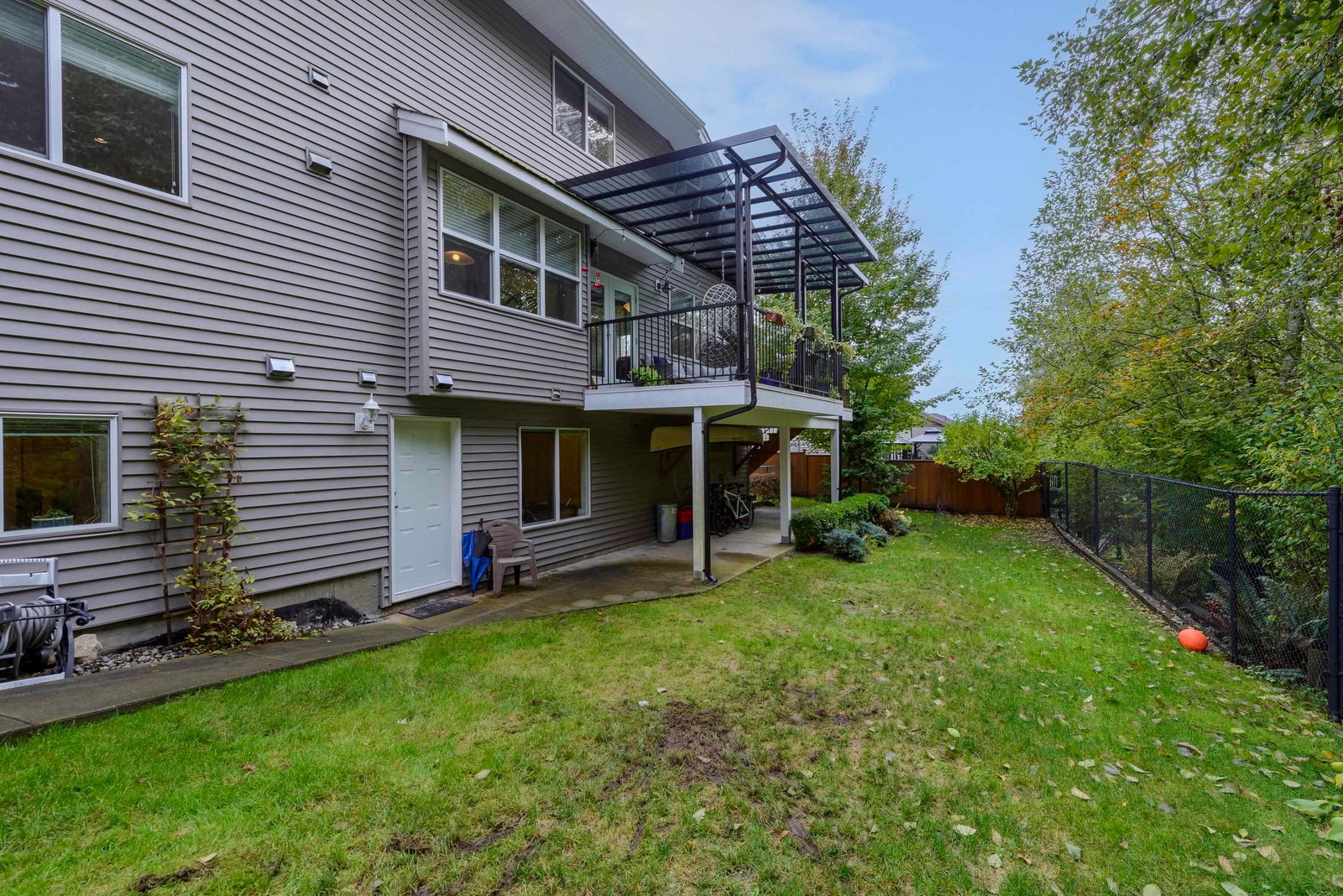 Listing Image 11