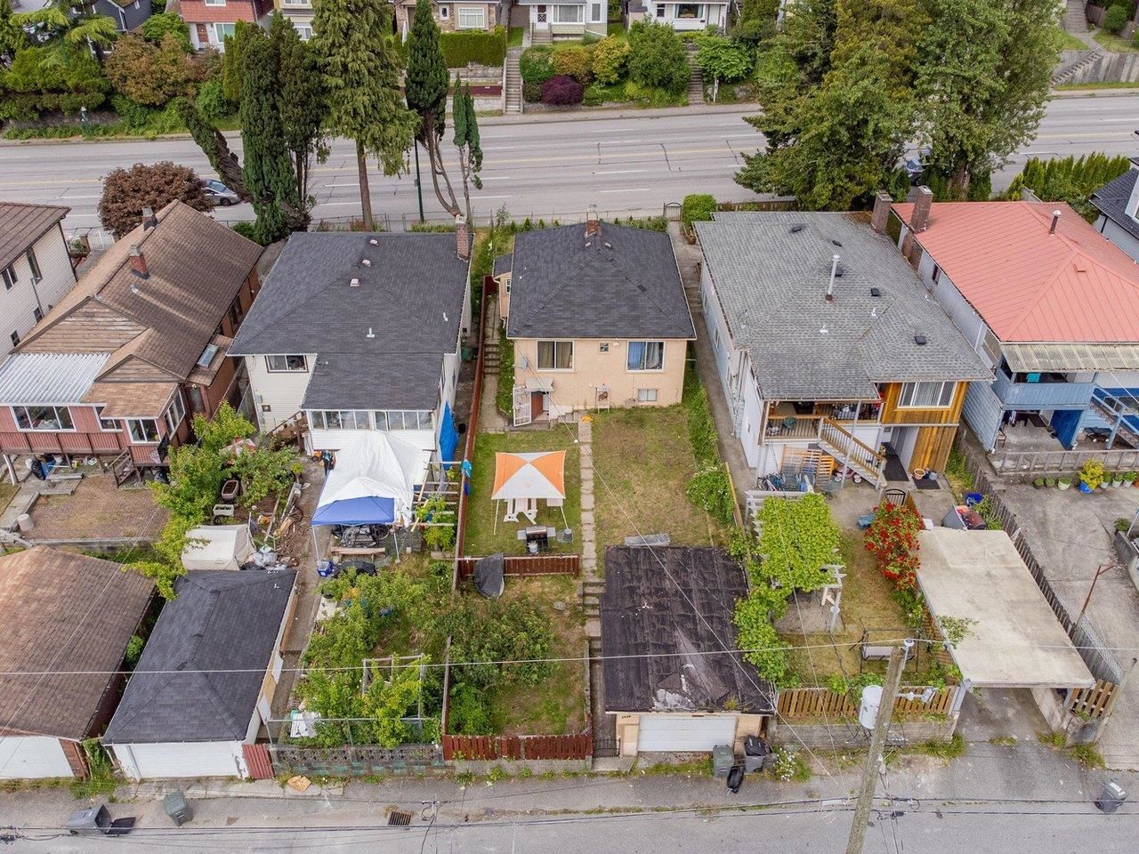 Listing Image 12