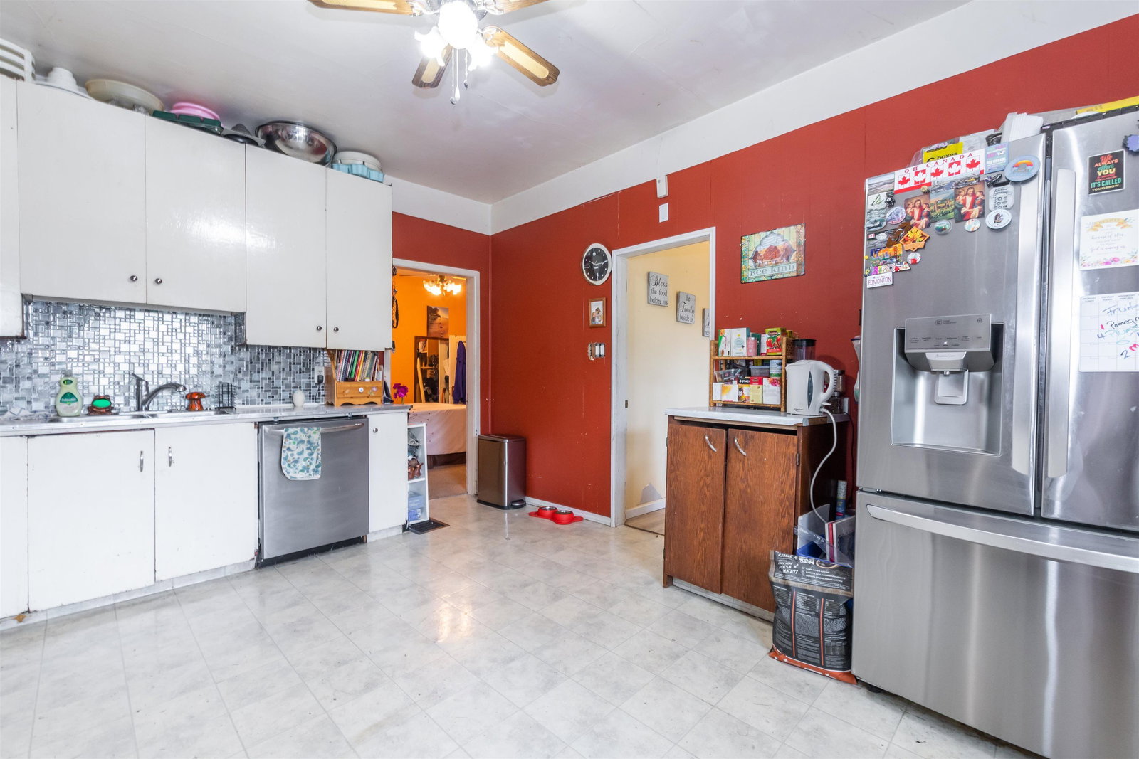Listing Image 8