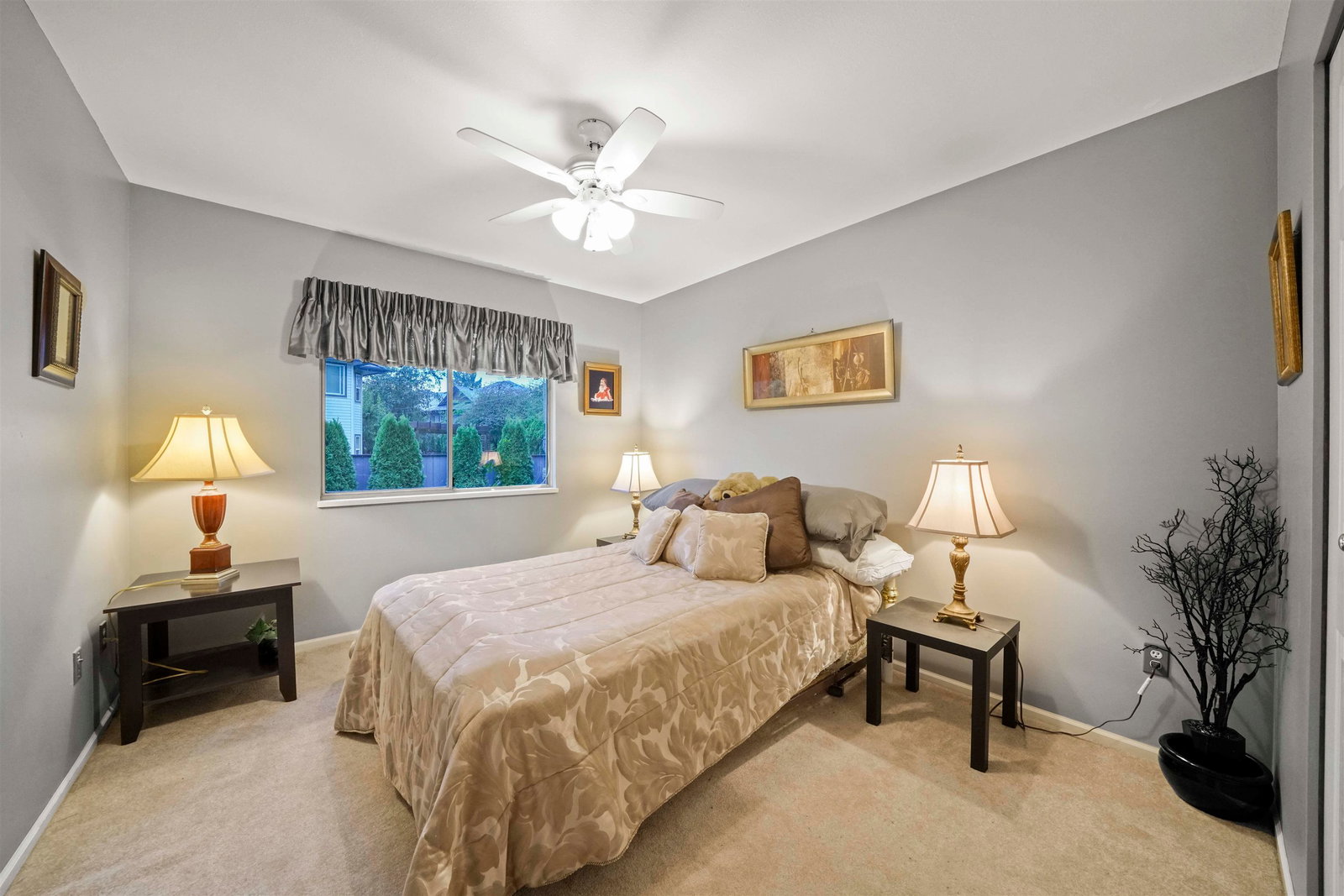 Listing Image 16