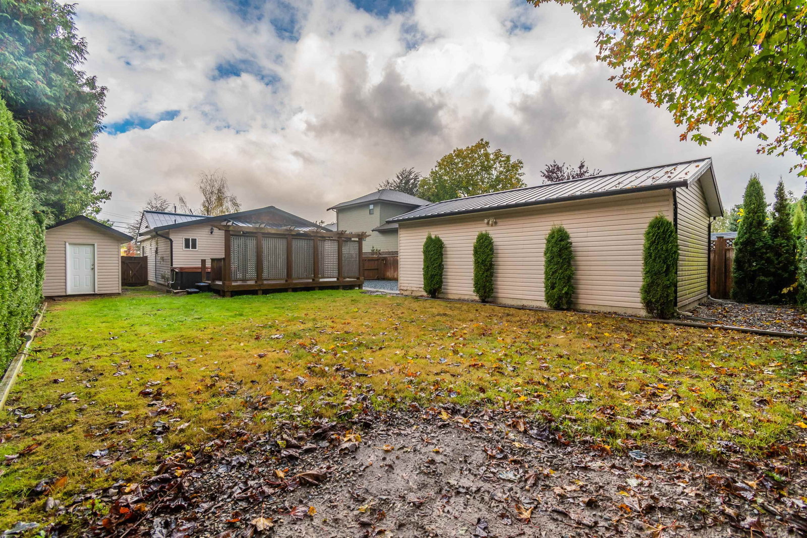 Listing Image 12