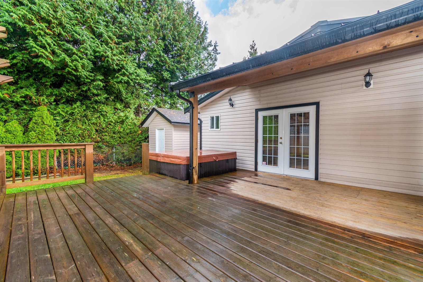 Listing Image 9