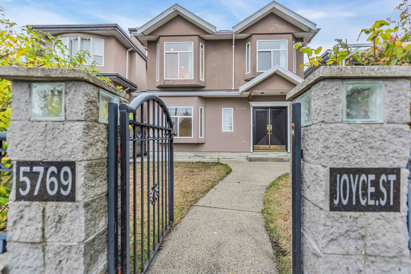 Listing Image 1