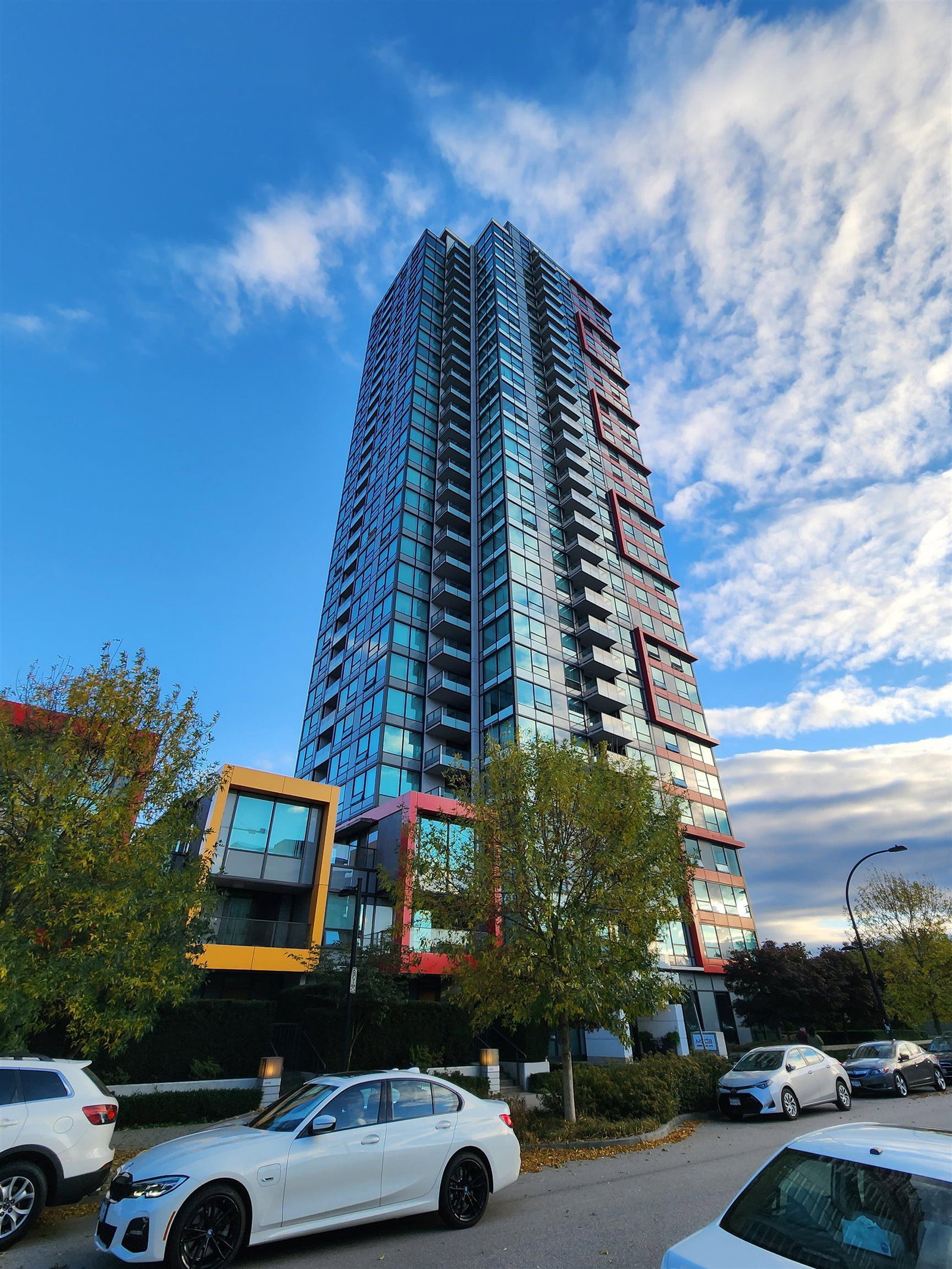 Listing Image 1