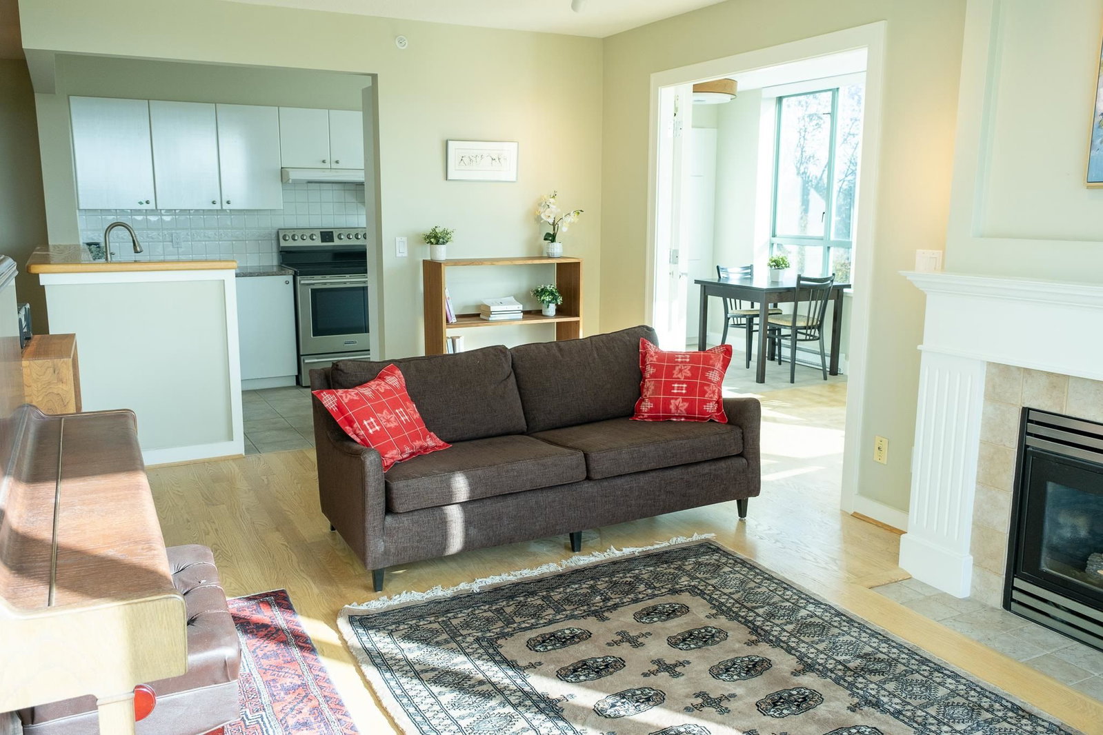 Listing Image 13