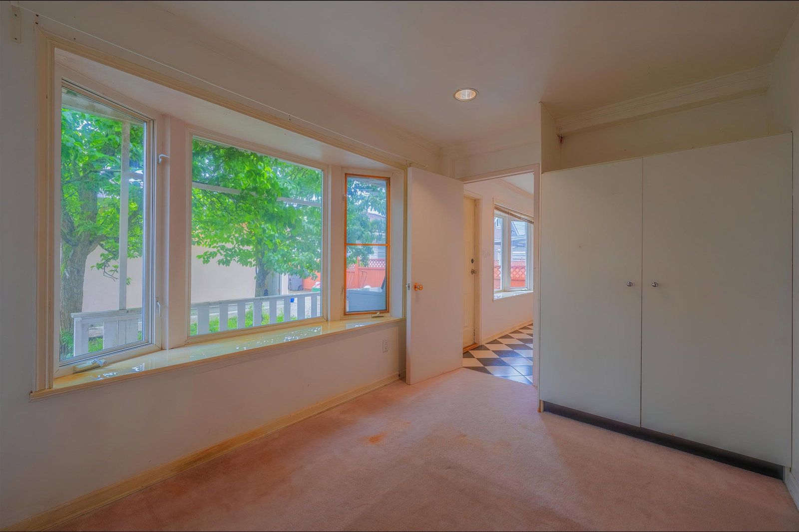Listing Image 17