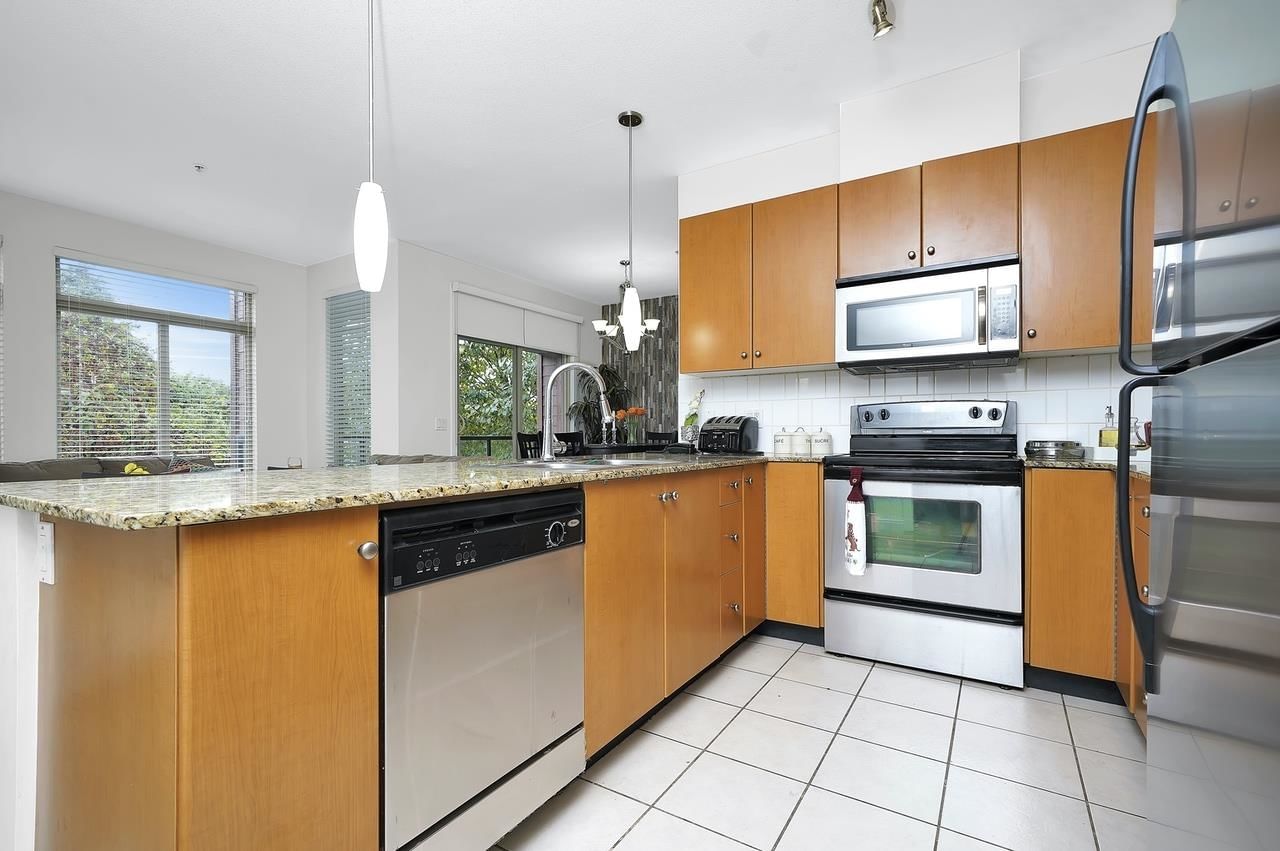 Listing Image 8