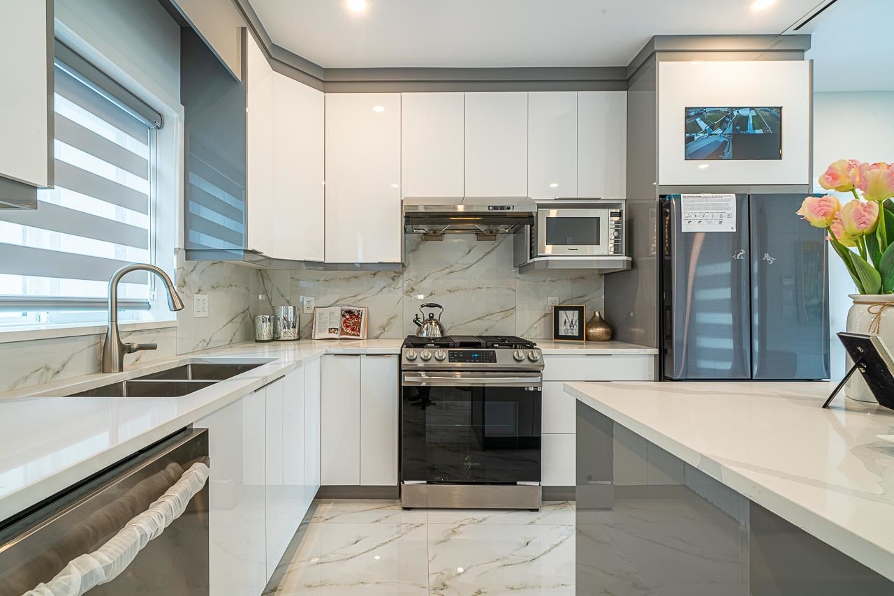 Listing Image 9