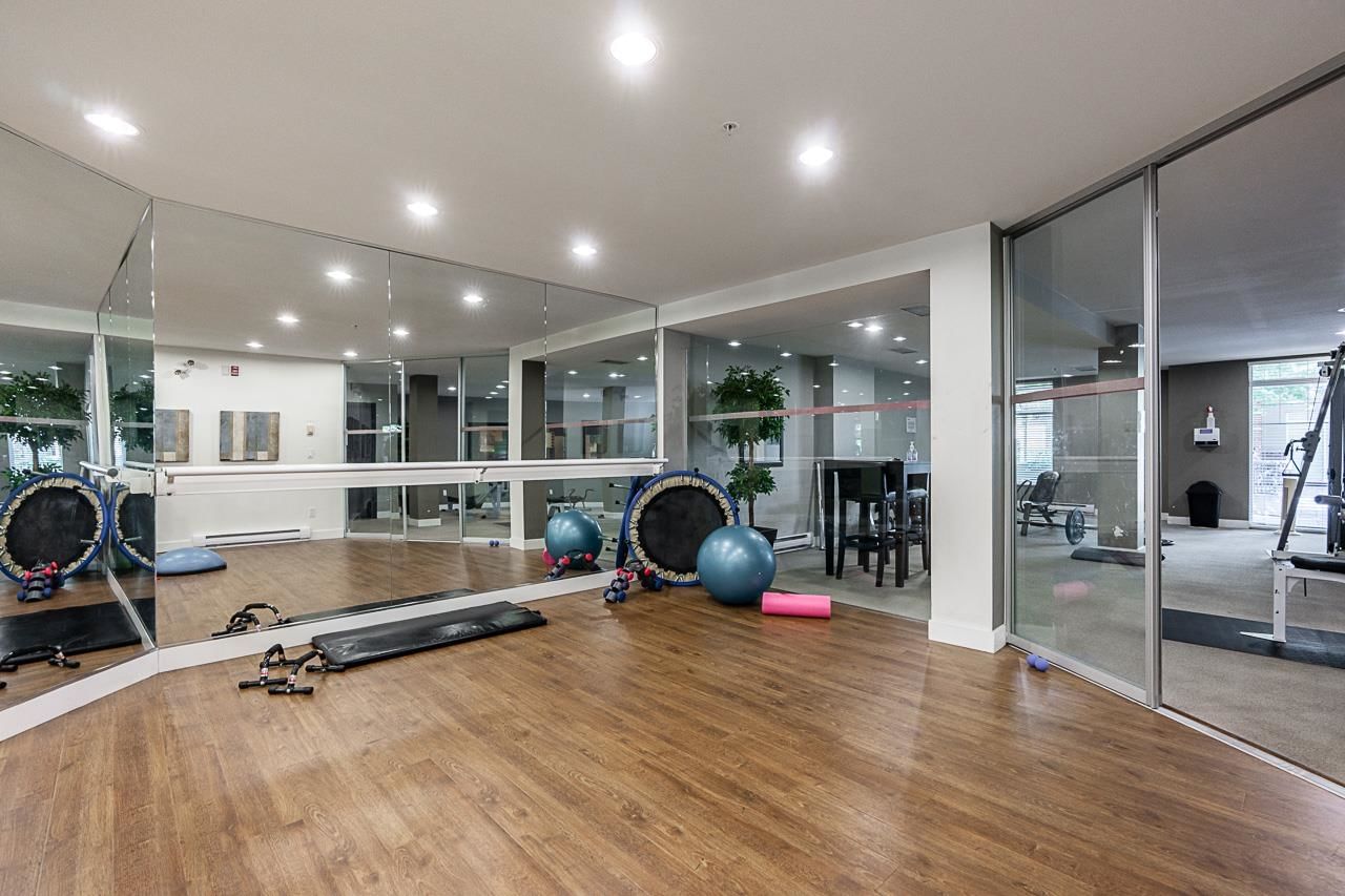 Listing Image 24