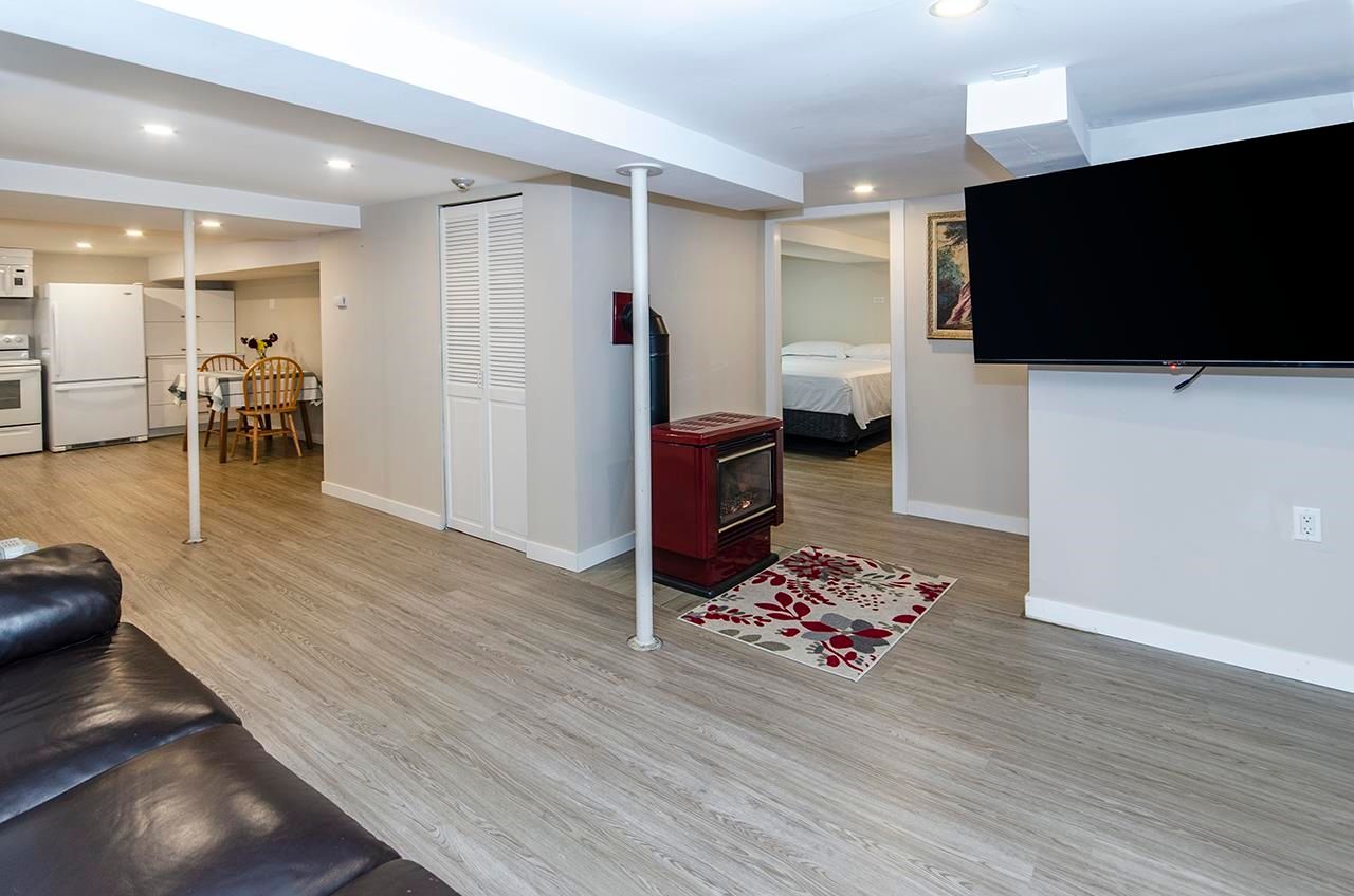 Listing Image 26