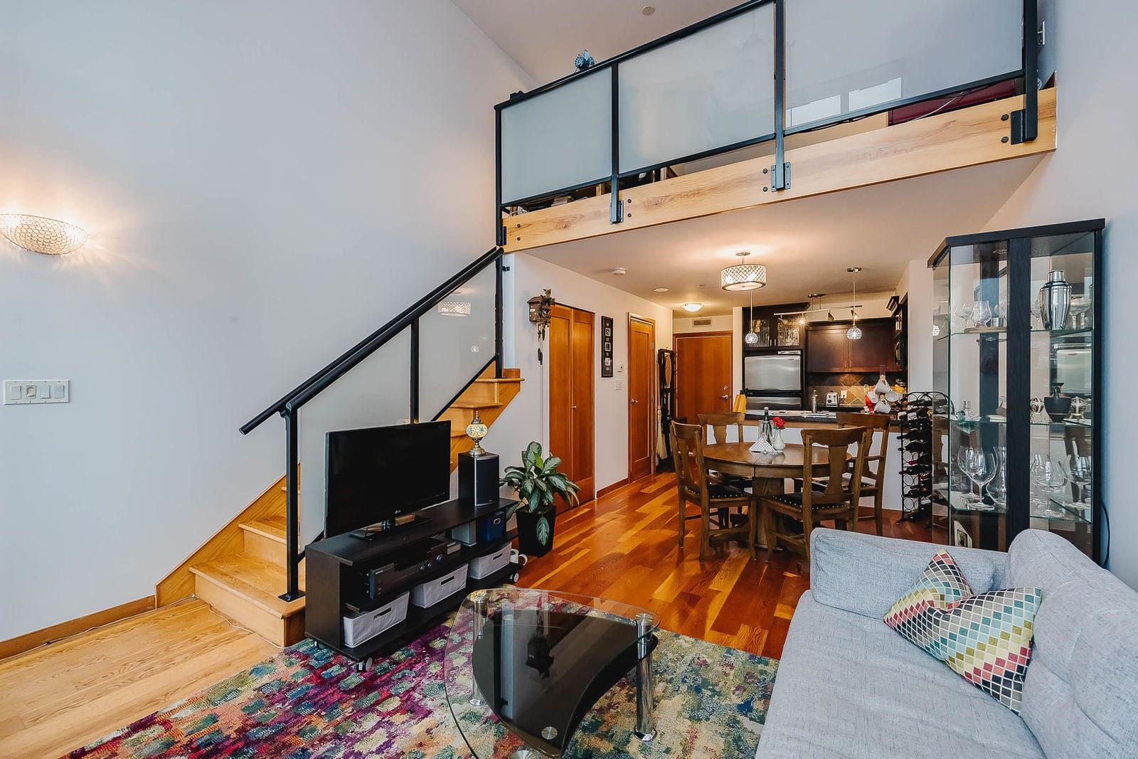 Listing Image 18