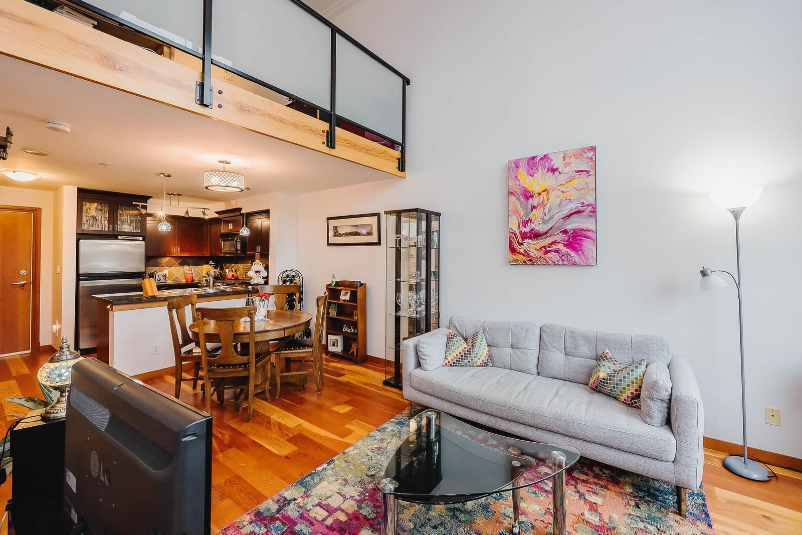 Listing Image 19