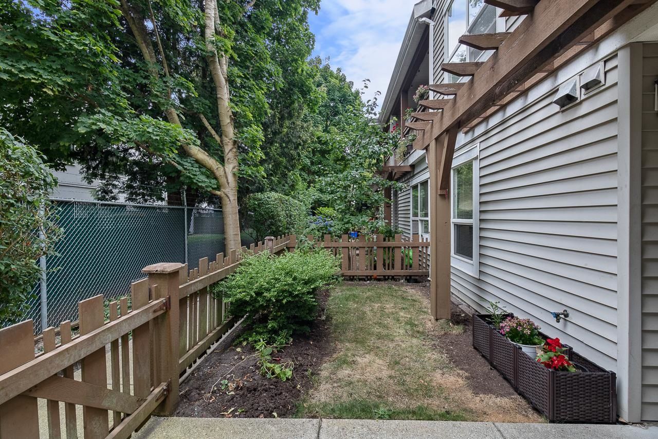 Listing Image 16