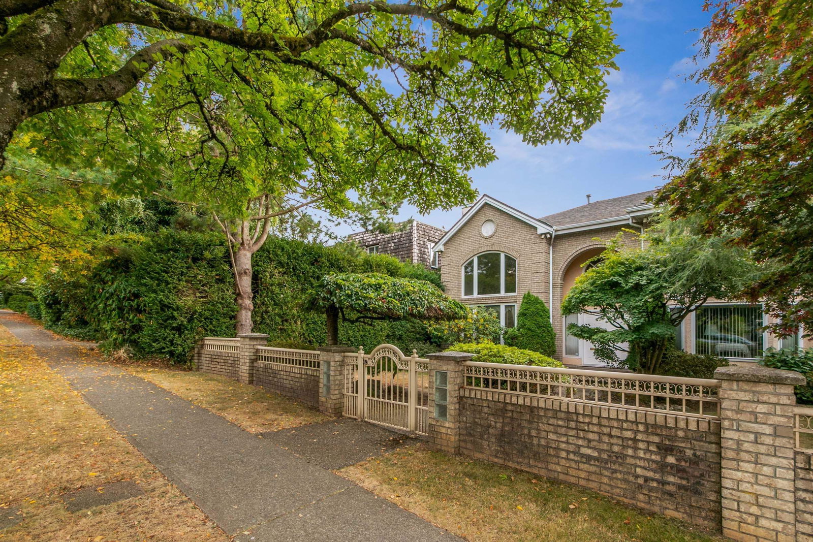 Listing Image 19