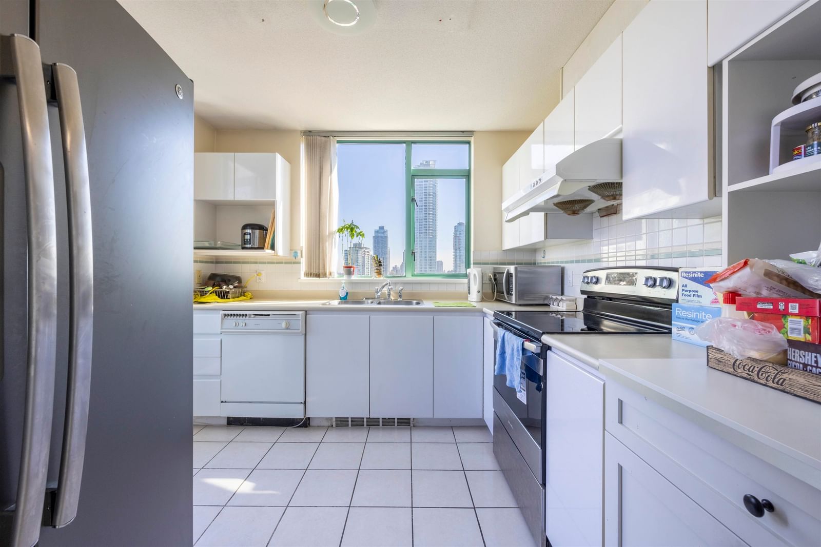 Listing Image 11