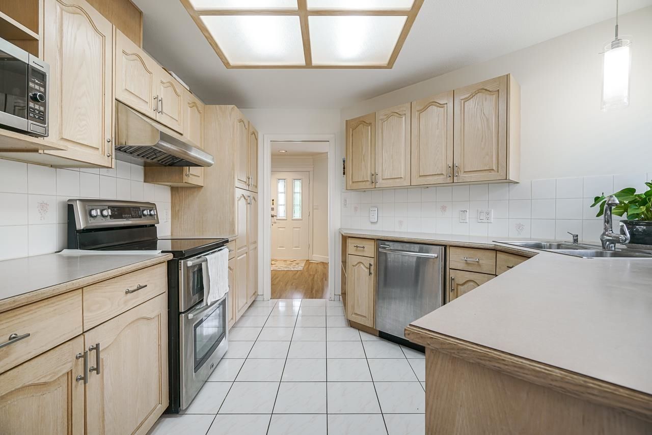 Listing Image 13
