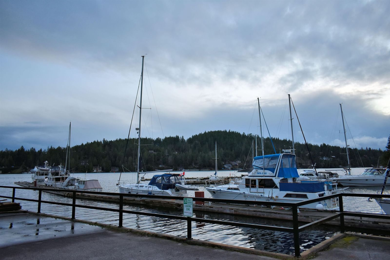 Listing Image 11