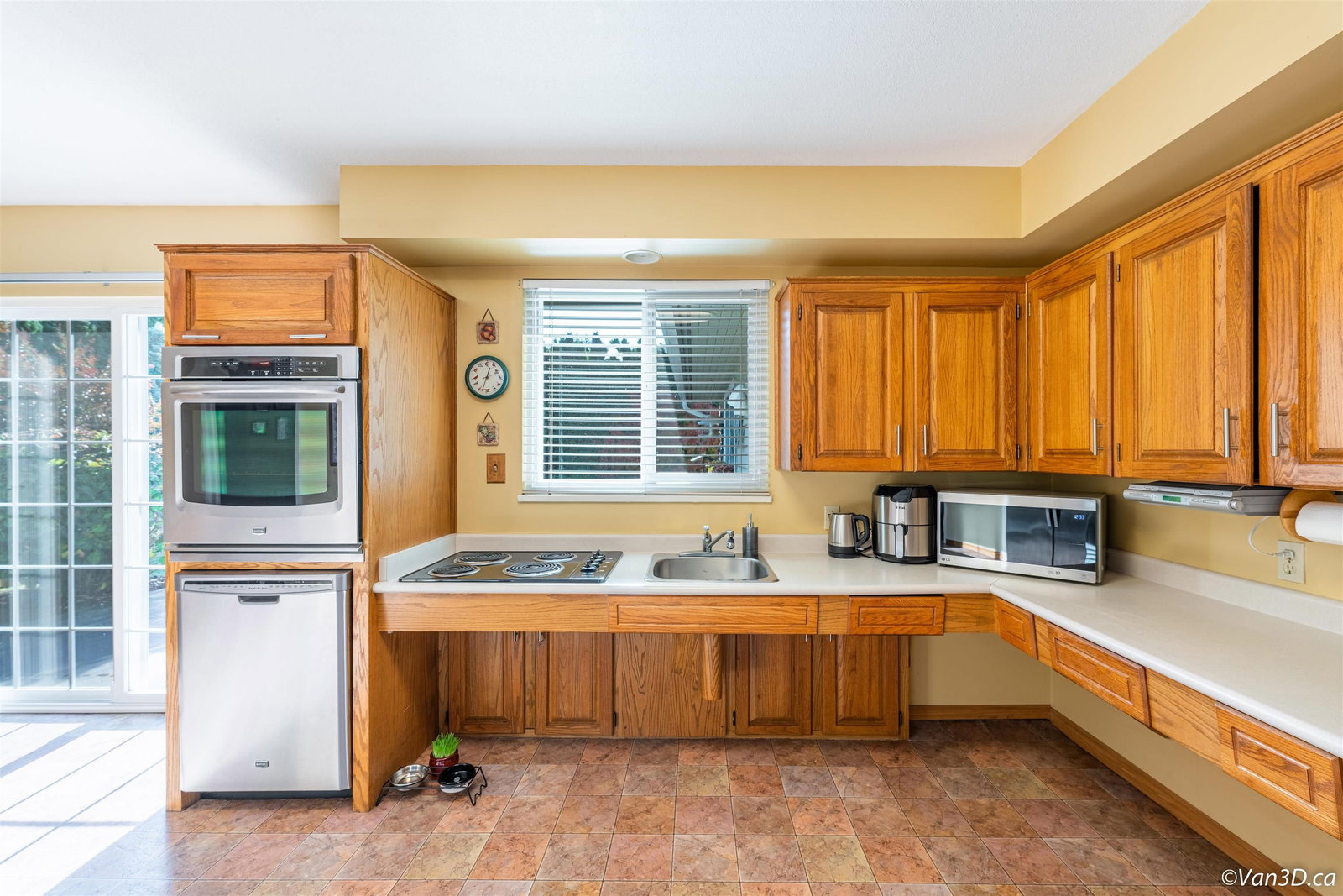 Listing Image 10