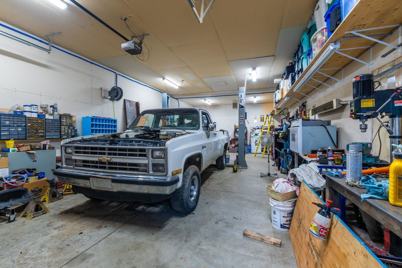 Listing Image 8