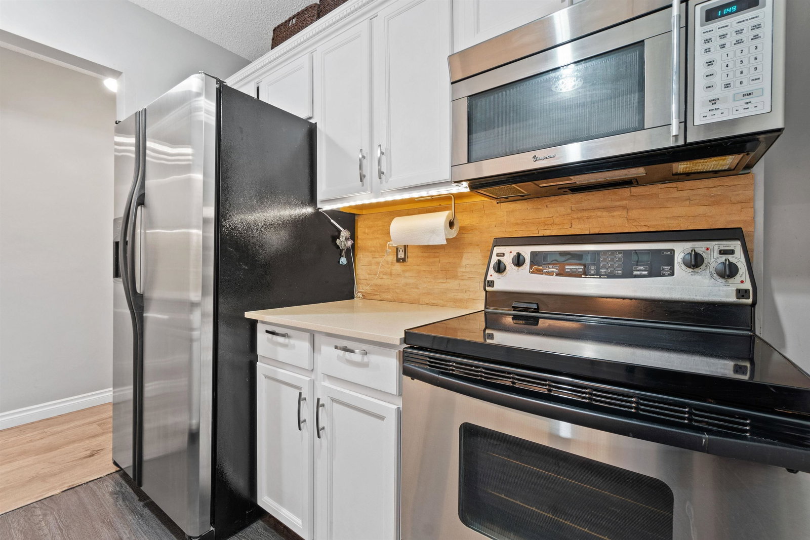 Listing Image 13