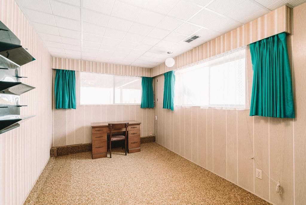Listing Image 27