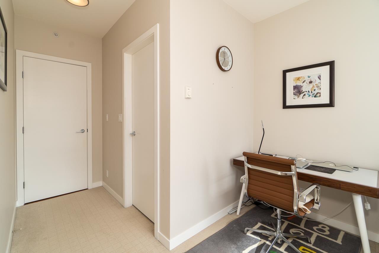 Listing Image 17